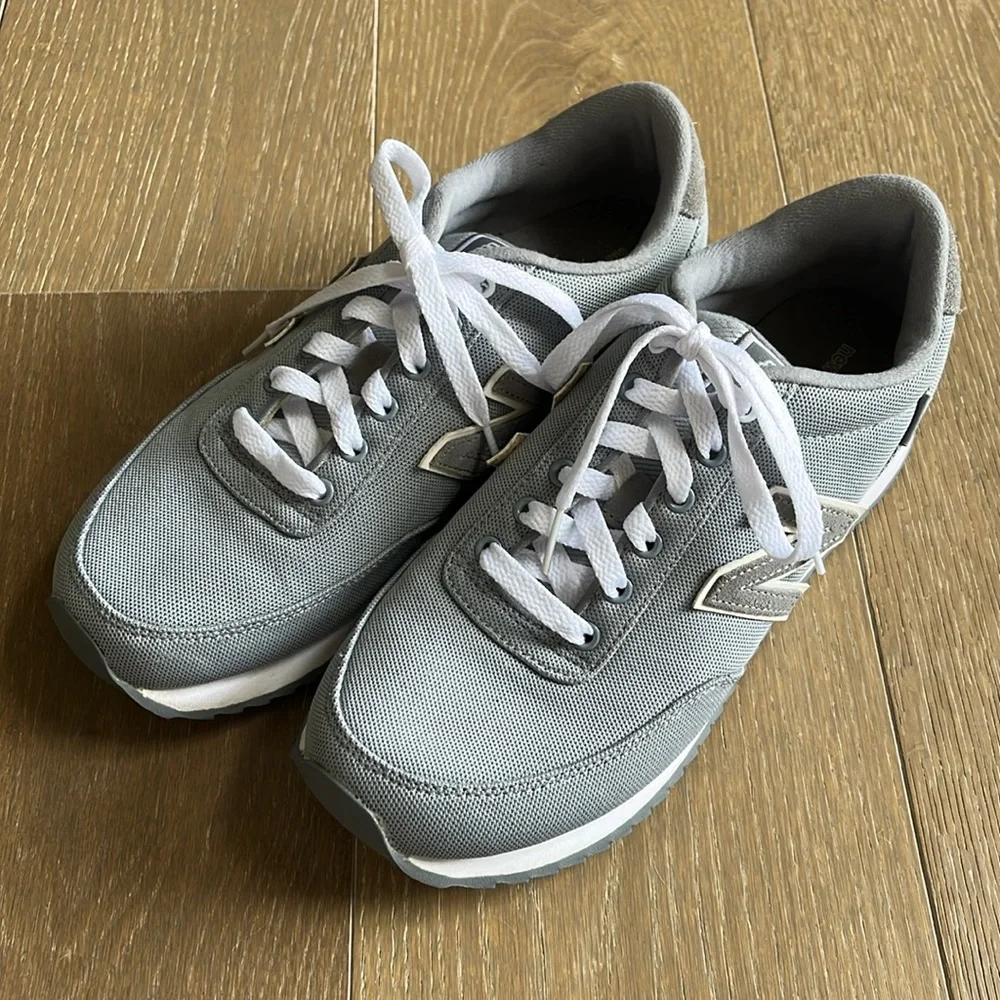 New Balance 501 ripple sole shoes in gray mens size 8 / women’s size 9.5